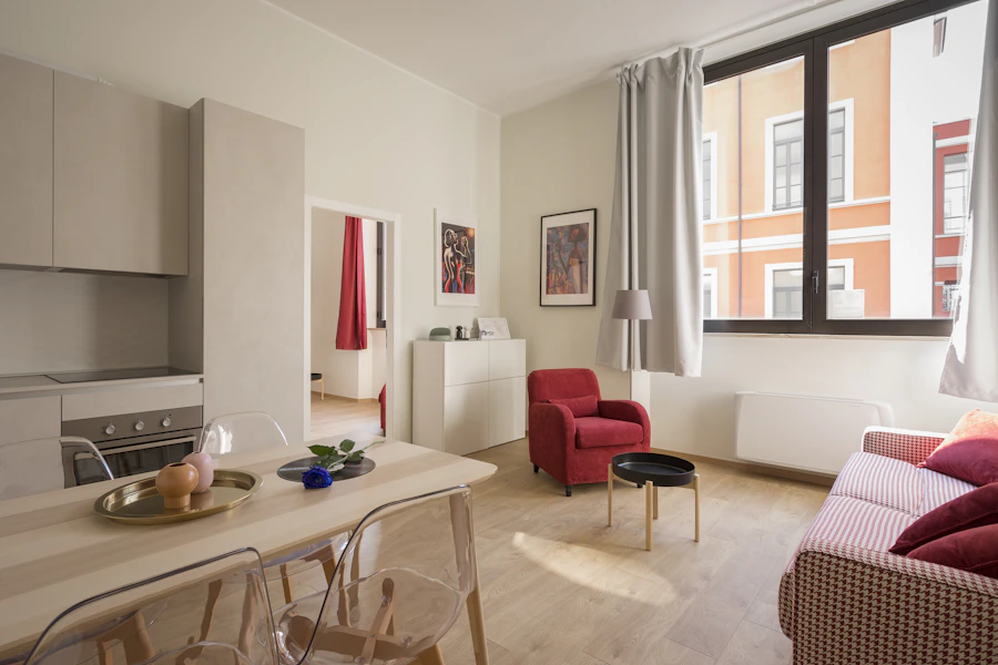 Parisian one-bed with balcony
